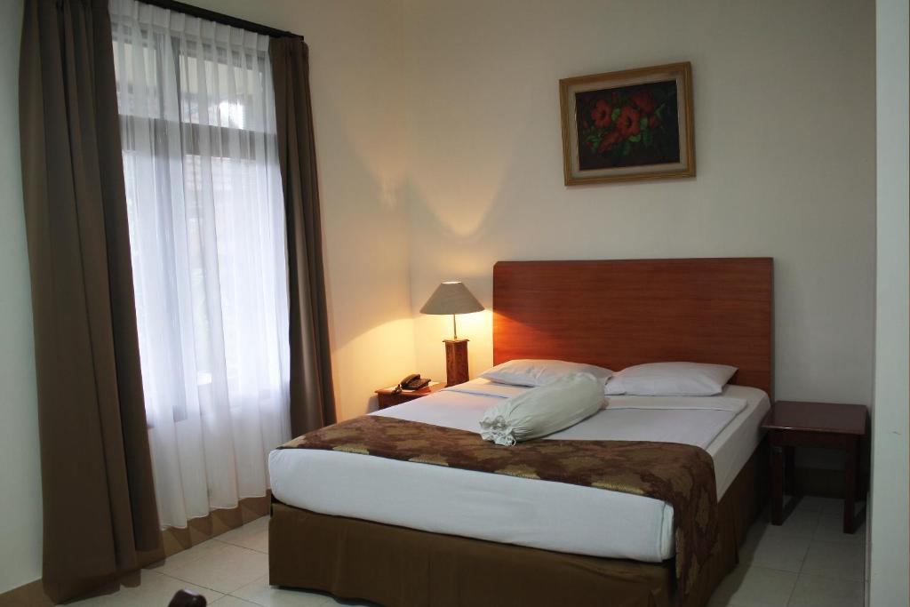 ماتارام Hotel Ratih الغرفة الصورة